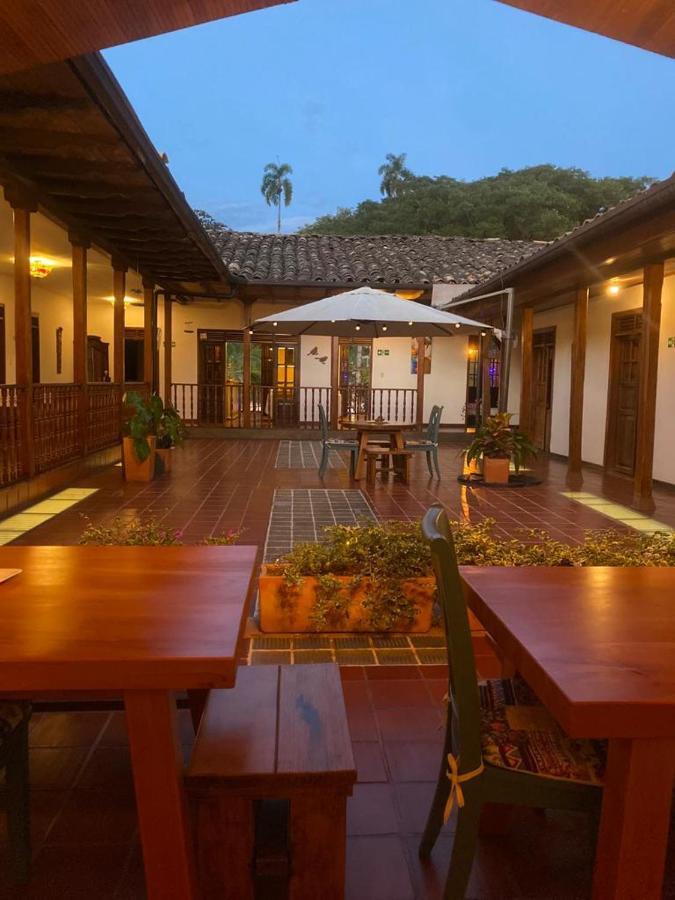 Hotel Colonial Andino - Parque Principal De Pitalito Ngoại thất bức ảnh